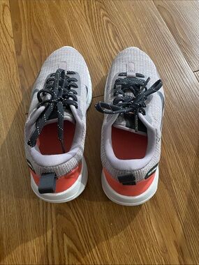 Nike Women’s Pink and Coral Accent Sneakers
